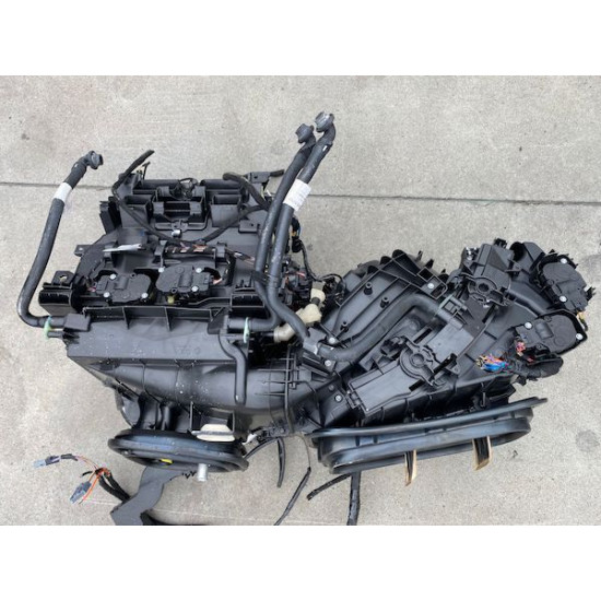 一宮の骨　 HEATER HOUSING ASSEMBLY Volvo S60 V60 V60CC S90 V90 V90CC